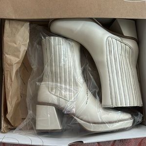 New, never worn